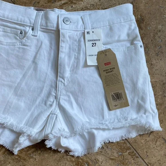 NWT Levis White High Rise Shorts 25 - Picture 3 of 5